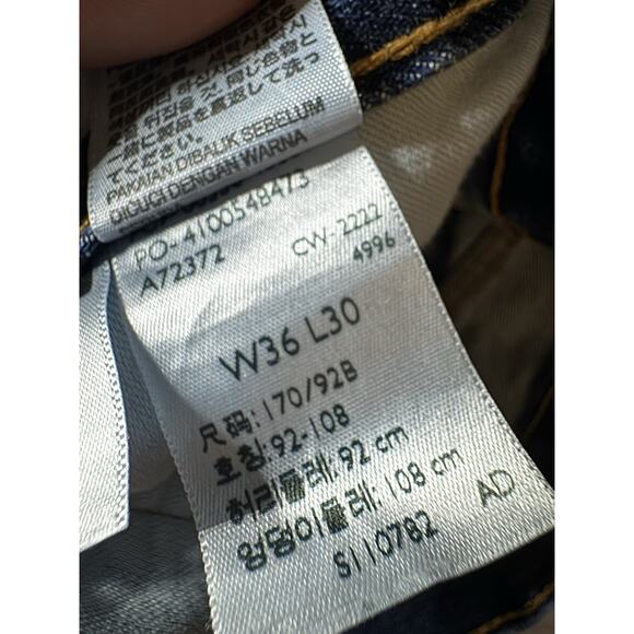 Vintage Levi’s 550 Jeans Men's 36 x 30 Loose Baggy Blue Denim Dark Wash - Picture 5 of 8